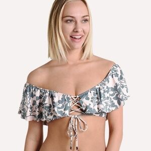 NWT Maaji Mystical Chorus Bikini Top size Small